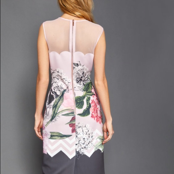 ARIONAH PALACE GARDENS SCALLOP DETAIL MIDI DRESS - Picture 3 of 12